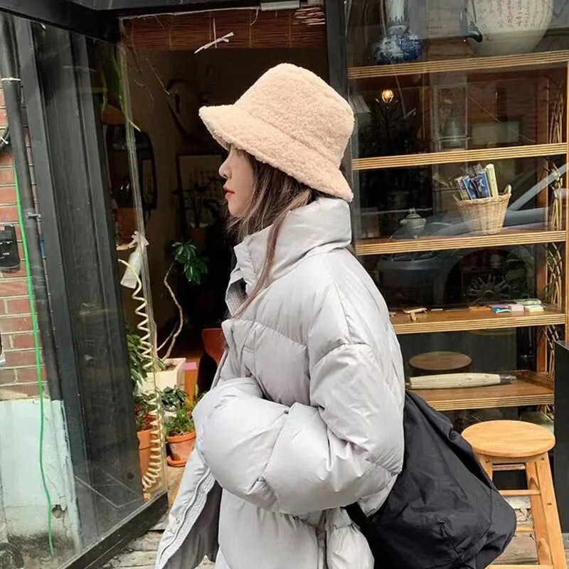 Unisex Bucket Hat – Cozy Lamb Wool Fisherman Cap for Winter & Outdoor Style