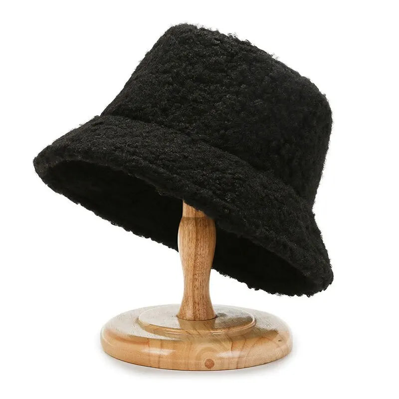 Unisex Bucket Hat – Cozy Lamb Wool Fisherman Cap for Winter & Outdoor Style